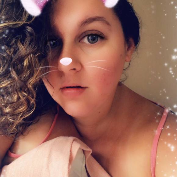 Meet your Posher, Amanda - Picture 1 of 1